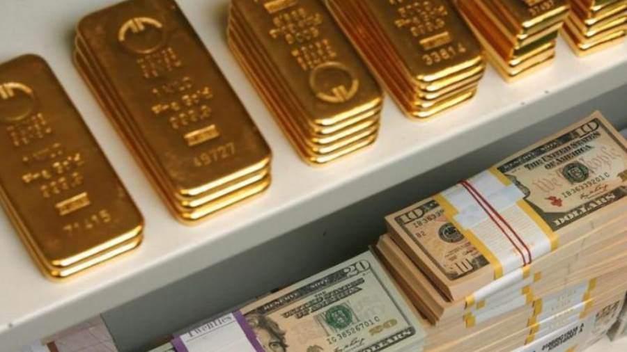 أسعار الذهب ترتفع مع انخفاض الدولار وتنامي مخاوف الجائحة أسعار الذهب ترتفع مع انخفاض الدولار وتنامي مخاوف الجائحة