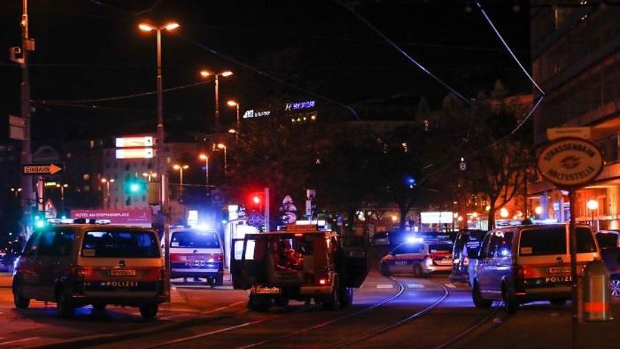 مصر تدين الحادث الإرهابي بالعاصمة النمساوية فيينا مصر تدين الحادث الإرهابي بالعاصمة النمساوية فيينا