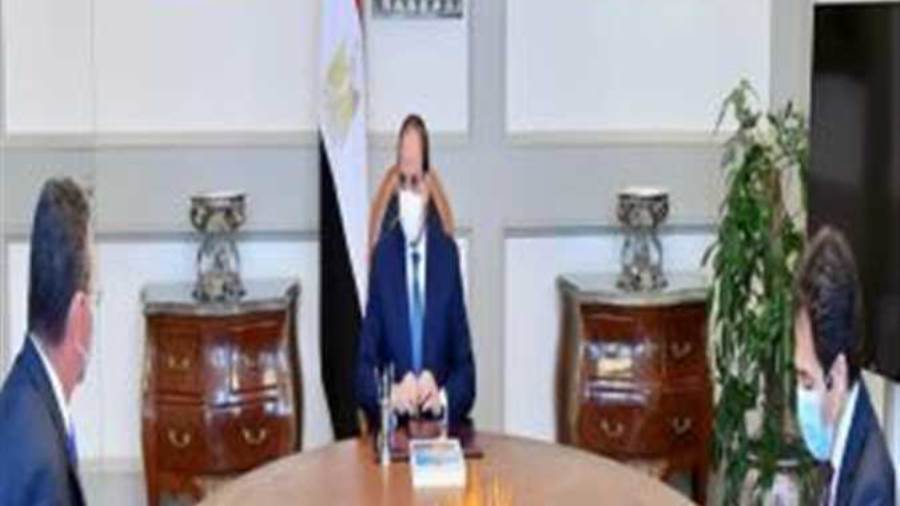 السيسي يوجه بإطلاق مبادرات بقيمة مليار جنيه من خلال صندوق تح
