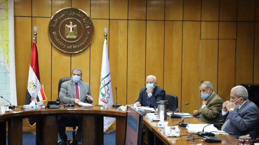 وزير القوى العاملة: صرف 345 مليون جنيه لـ 161 ألف عامل بـ 23