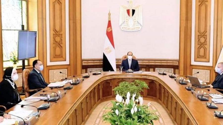 السيسي يوجه الحكومة بالإسراع في خطوات توطين صناعة السيارات م السيسي يوجه الحكومة بالإسراع في خطوات توطين صناعة السيارات م