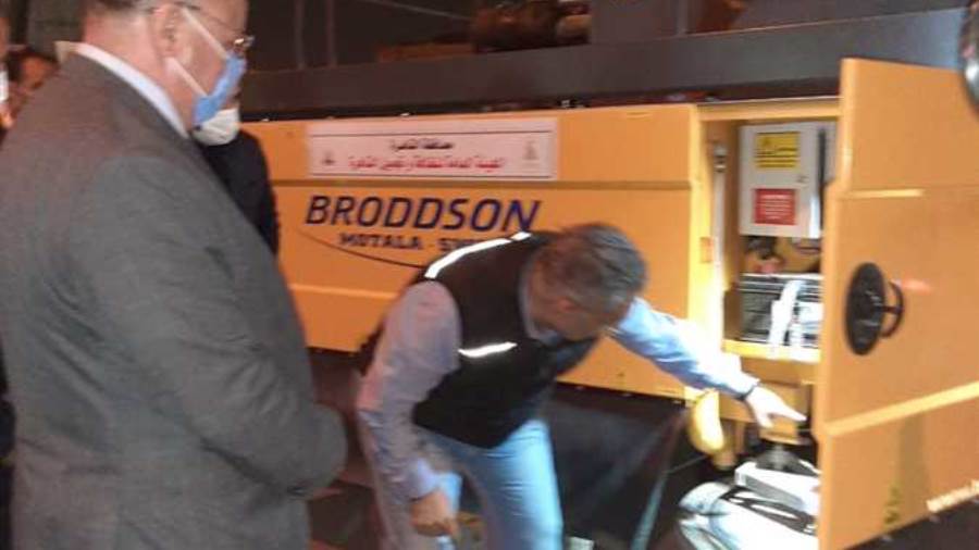 محافظ القاهرة يتفقد معدات جديدة لهيئة النظافة والتجميل بتكلف