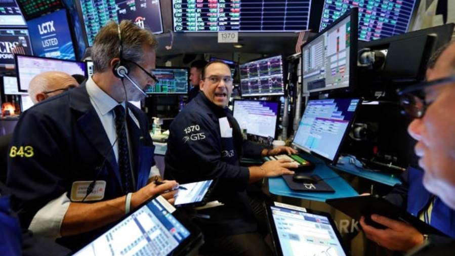 الأسهم الأمريكية تفتح مستقرة وسط تباطؤ التعافي بسوق العمل الأسهم الأمريكية تفتح مستقرة وسط تباطؤ التعافي بسوق العمل