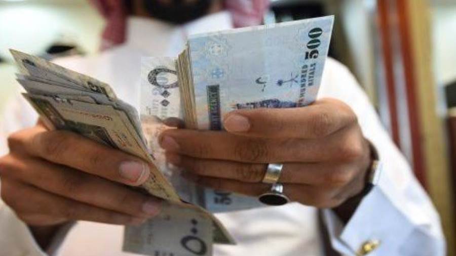 تحويلات الأجانب في السعودية ترتفع إلى 123.4 مليار ريال خلال 