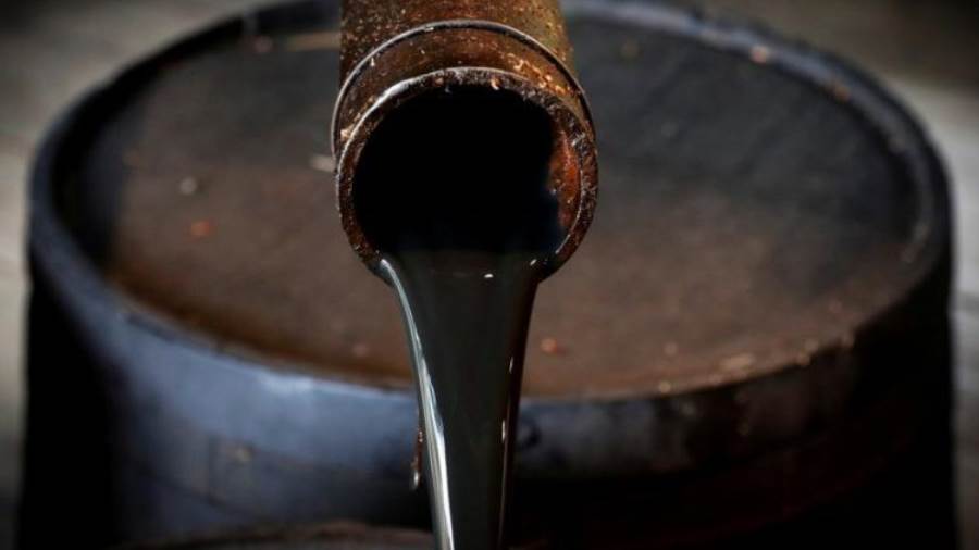 النفط يهبط أكثر من 2%.. برنت 47.2 دولارا والأمريكي 44.55 دول النفط يهبط أكثر من 2%.. برنت 47.2 دولارا والأمريكي 44.55 دول