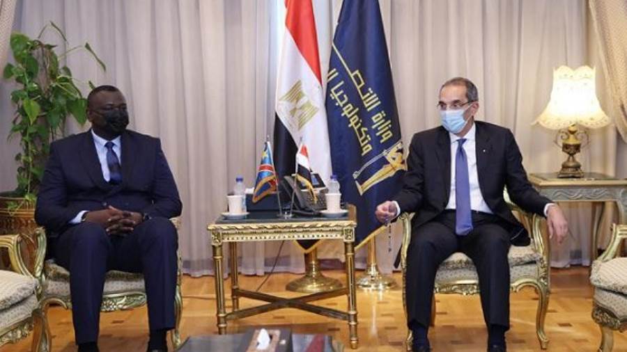 وزير الاتصالات يبحث مع نظيره الكونغولي التعاون في التحول الر وزير الاتصالات يبحث مع نظيره الكونغولي التعاون في التحول الر
