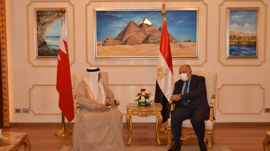 وزير الخارجية يستقبل نظيره البحريني لبحث وجهات النظر إزاء ال