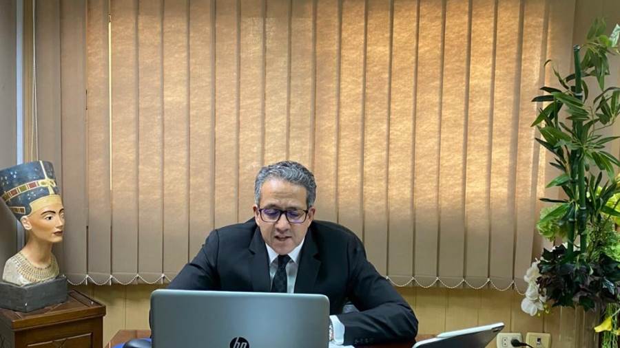 وزير السياحة يتاقش كيفية استئناف الحركة على مستوى العالم ودع وزير السياحة يتاقش كيفية استئناف الحركة على مستوى العالم ودع