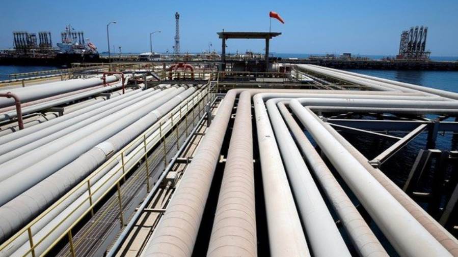 النفط يتراجع 0.7%.. برنت 48.5 دولارا والأمريكي 45.5 دولارا