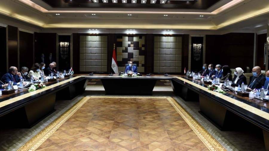 رئيس الوزراء يشدد على أهمية تحديد نقاط واضحة للتعاون المشترك