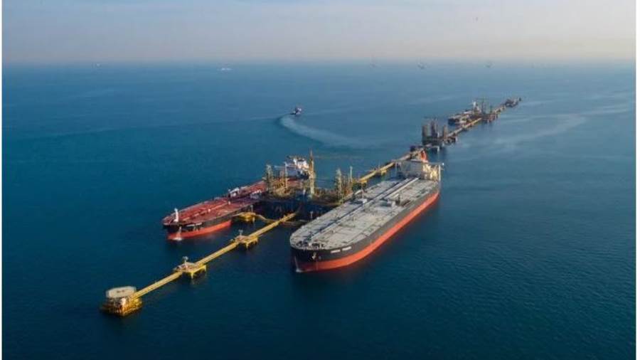 النفط يرتفع 1.5%.. برنت 51.8 دولارا للبرميل والأمريكي قرب 48