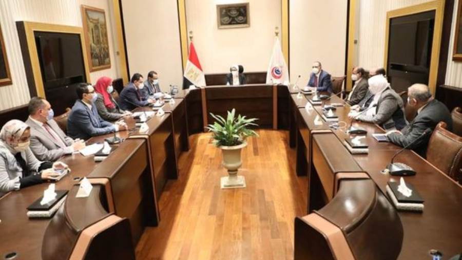 وزيرة الصحة تناقش مستجدات بروتوكولات علاج كوروناوتشدد على ال