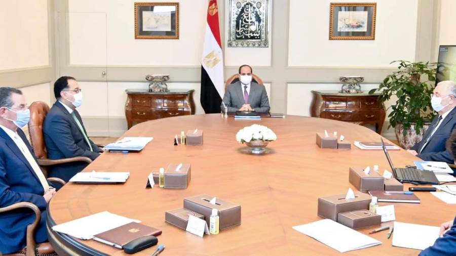السيسي يطلع على مخطط المشروعات المستقبلية للمزارع السمكية