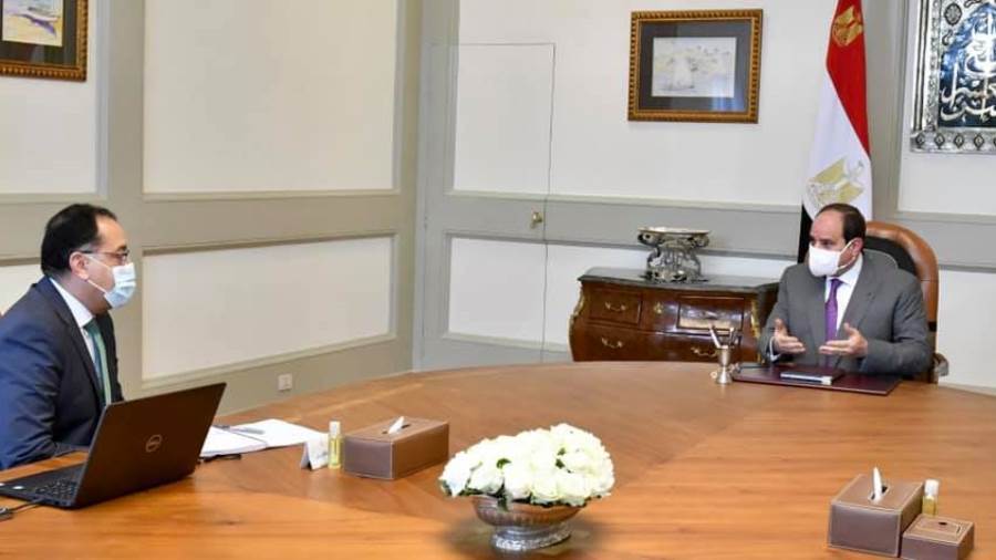 السيسي يوجه بالبدء الفوري في تنفيذ المشروع القومي لتطوير 100