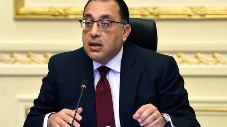 رئيس الوزراء: الخميس إجازة رسمية للعاملين في الوزارات والمصا