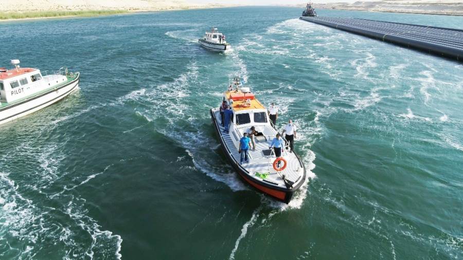 رئيس قناة السويس: عبور أكثر من 18 ألف سفينة خلال 2020 بدخل 5