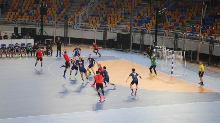 وزير الرياضة: تطبيق صارم للإجراءات الاحترازية لودية مصر والي