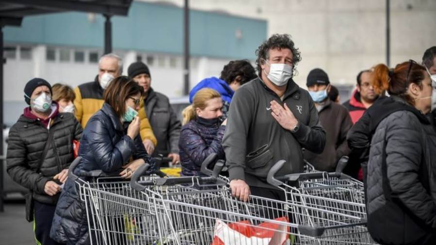 شبح التدهور يهدد اقتصاد منطقة اليورو.. والمدخرات المكبوتة طو