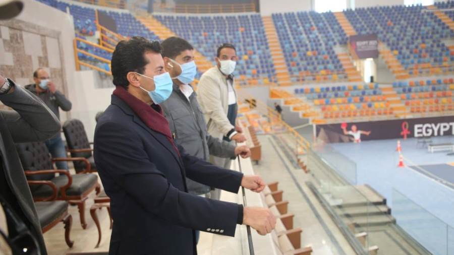 وزير الرياضة يتفقد للمدينة الرياضية بالعاصمة الإدارية استعدا