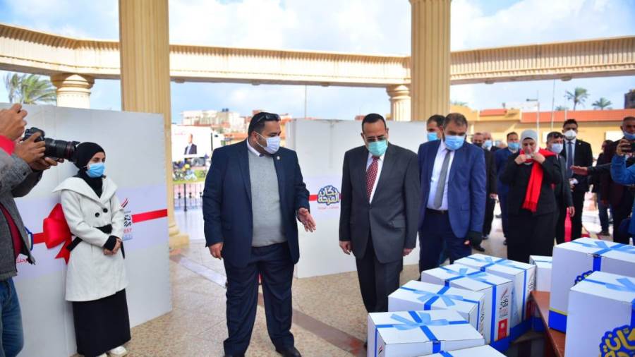 صندوق تحيا مصر يسلم فتيات شمال سيناء تجهيزات الزواج ضمن مباد