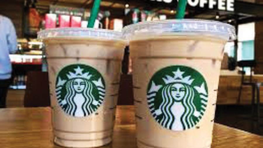 مقاهي ستارباكس تعلنتراجع أرباحها خلال الربع الأول