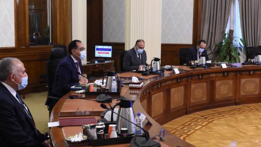 رئيس الوزراء يستعرض نتائج دراسة حول الاستفادة المثلى من المي