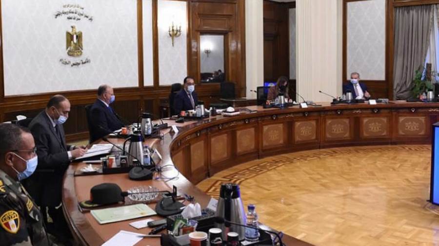 رئيس الوزراء يوجه بسرعة نقل أهالي المناطق العشوائية إلى وحدا