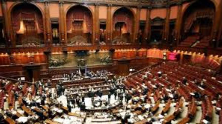 مجلس الشيوخ الإيطالي يمنح الثقة لحكومة ماريو دراغي