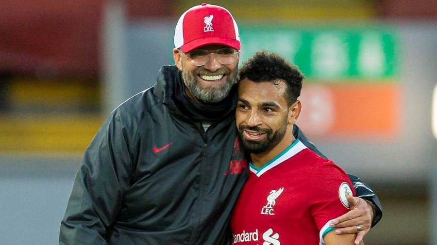 مدرب ليفربول ينفعل في وجه صحفي بعد سؤال عن محمد صلاح