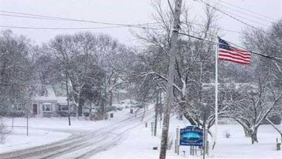 ارتفاع عدد ضحايا موجة البرد القارس بالولايات المتحدة إلى 58 