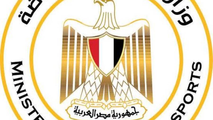 وزير الرياضة يهنئ السلة بتحقيق العلامة الكاملة والتأهل لنهائ