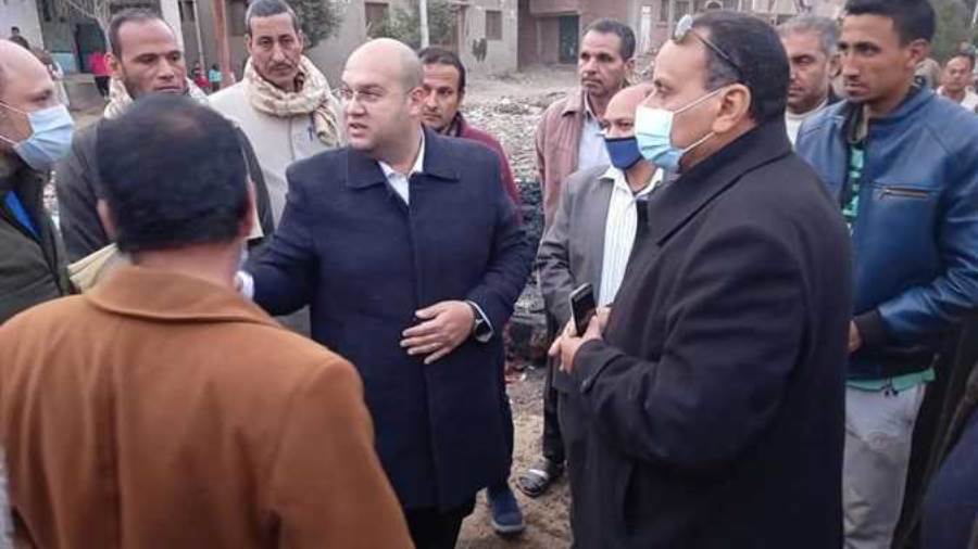 نائب محافظ الجيزة في جولة ميدانية بالبدرشين.. ويتفقد طريق ال