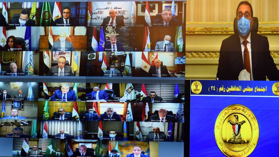 رئيس الوزراء يكلف بسرعة حصر الأراضي المقررة لإنشاء محطات صرف