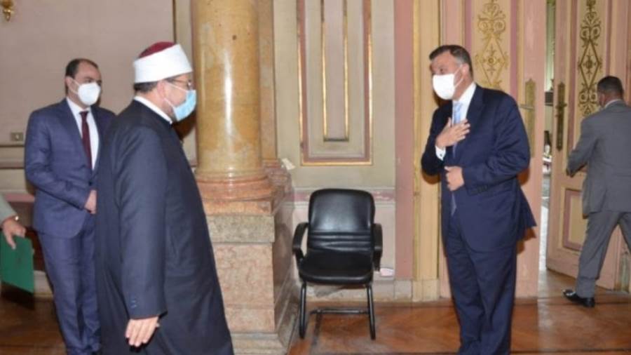 وزير الأوقاف يزورجامعة عين شمس لتعميق أوجه التعاون المشترك