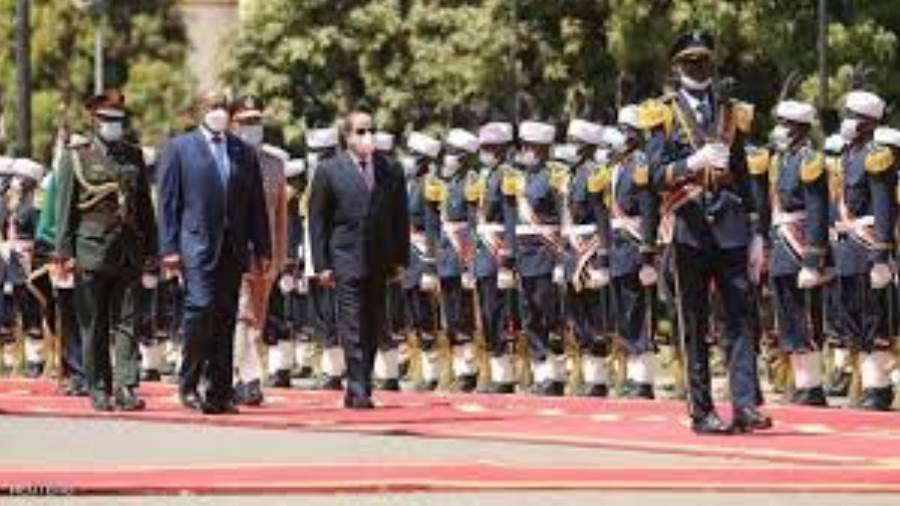 رئيس المبادرة المصرية السودانية: زيارة السيسى للسودان انذار 