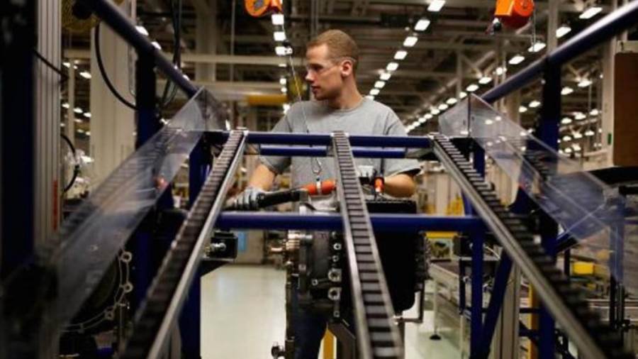 ارتفاع طلبات إعانة البطالة الأمريكية إلى 745 ألف في أسبوع بف