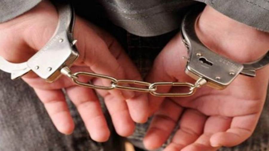 السعودية.. القبض على مقيم بتهمة الاحتيال على حاملي تأشيرات الزيارة في الحج السعودية.. القبض على مقيم بتهمة الاحتيال على حاملي تأشيرات الزيارة في الحج