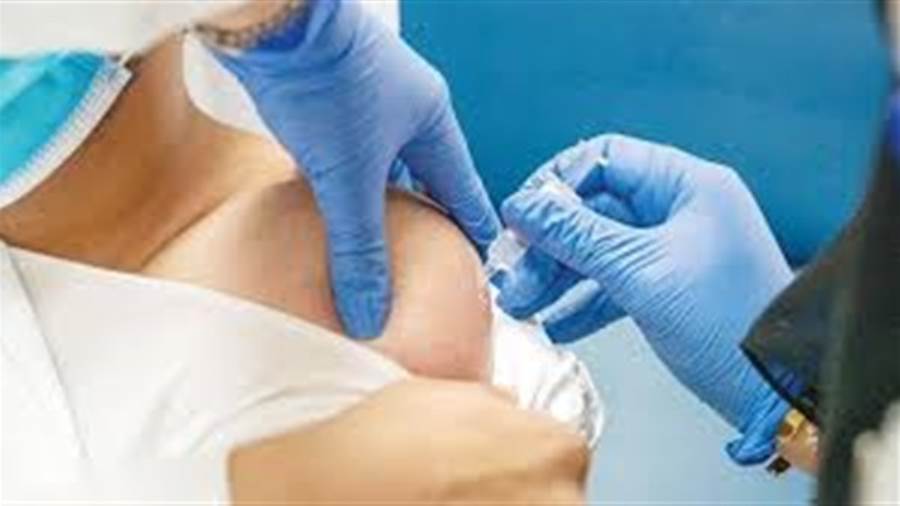 إيطاليا تعلن خطة لتطعيم 80% من السكان ضد كورونا