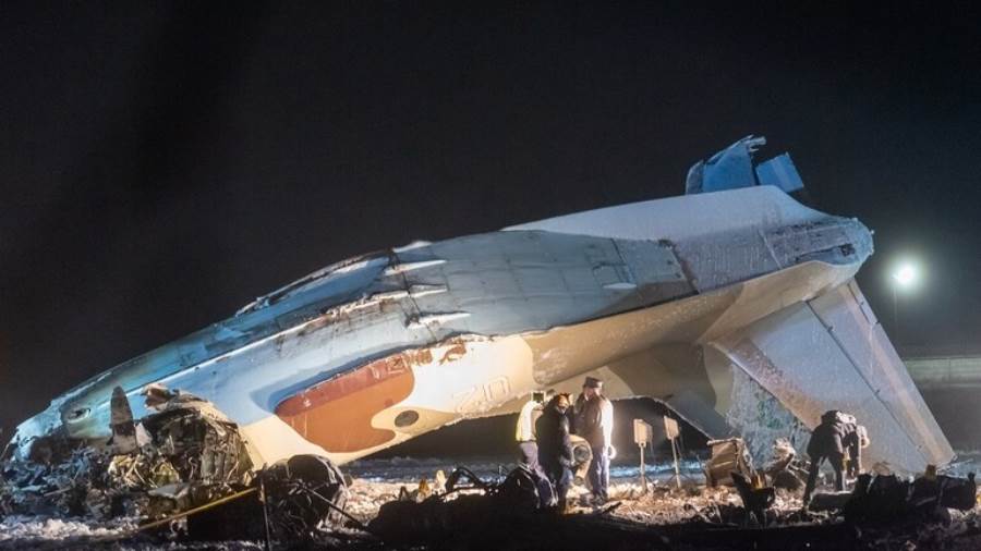 مصدر طبي: المصابان في تحطم الطائرة بكازاخستان في حالة خطيرة