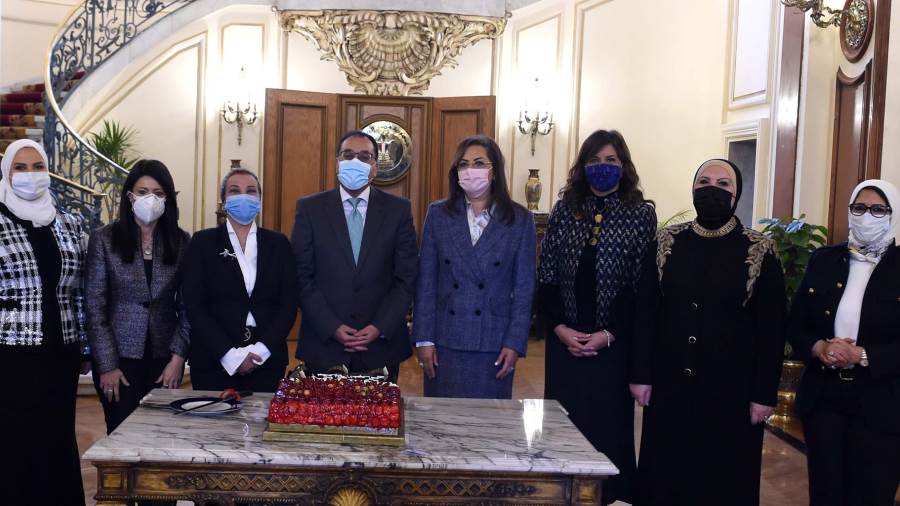 مجلس الوزراء يحتفل بـالوزيرات بمناسبة يوم المرأة المصرية