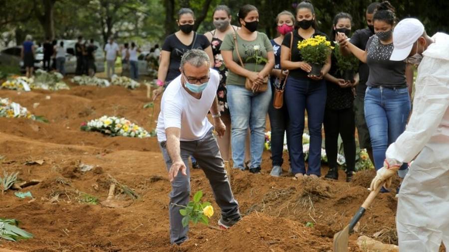 البرازيل تسجل أعلى حصيلة إصابات يومية بكورونا منذ تفشي الوبا