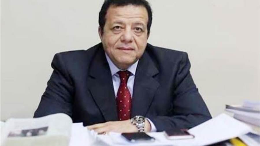 عاطف عبد اللطيف رئيس جمعية مسافرون للسياحة والسفر عاطف عبد اللطيف رئيس جمعية مسافرون للسياحة والسفر