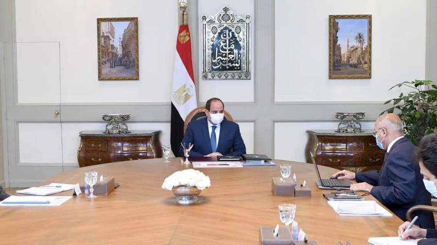 الرئيس السيسي يوجه بتطوير منظومة خدمات النقل البحرى