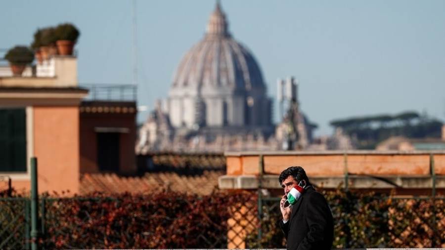 تصاعد الاحتجاجات الرافضة للتجسس على هواتف الصحفيين