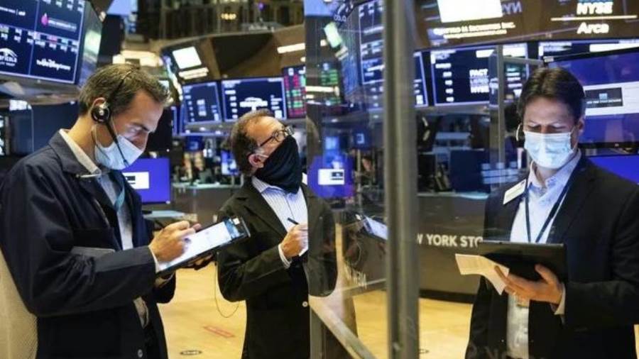 المؤشرات الرئيسية للأسهم الامريكية تبلغ الذروة بعد بيانات وظ