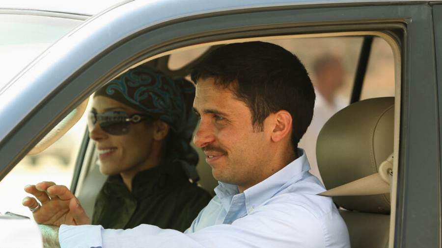 صحيفة: جهود الوساطة مع الأمير حمزة تعثرت بعد تسريب تسجيل صوت