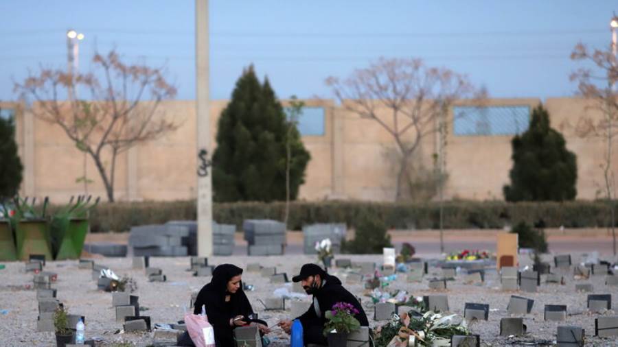 السلطات الصحية: الوضع في إيران أصبح خطيرا السلطات الصحية: الوضع في إيران أصبح خطيرا