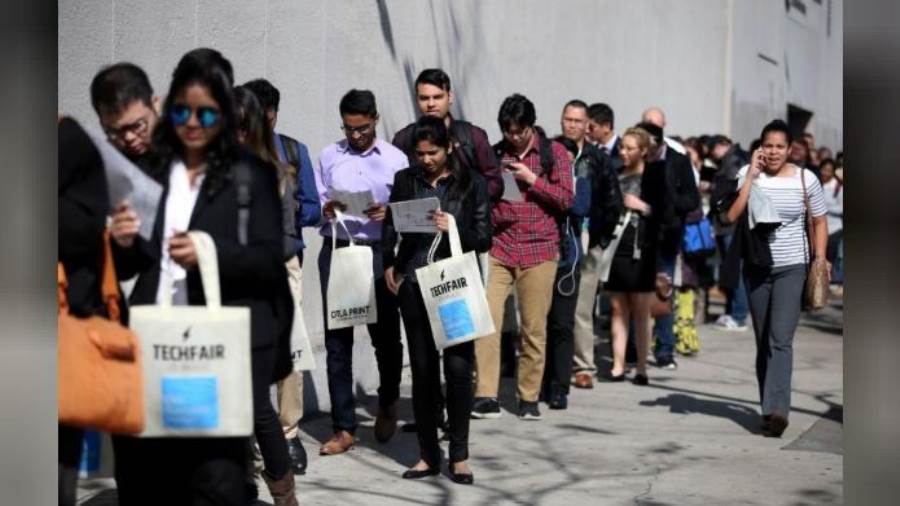 ارتفاع غير متوقع لطلبات إعانة البطالة الأسبوعية الأمريكية