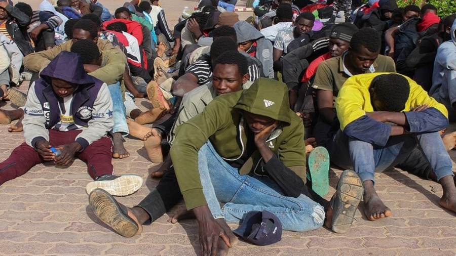 أطباء بلا حدود: مقتل مهاجر وإصابة اثنين في مركز إيواء بليبيا