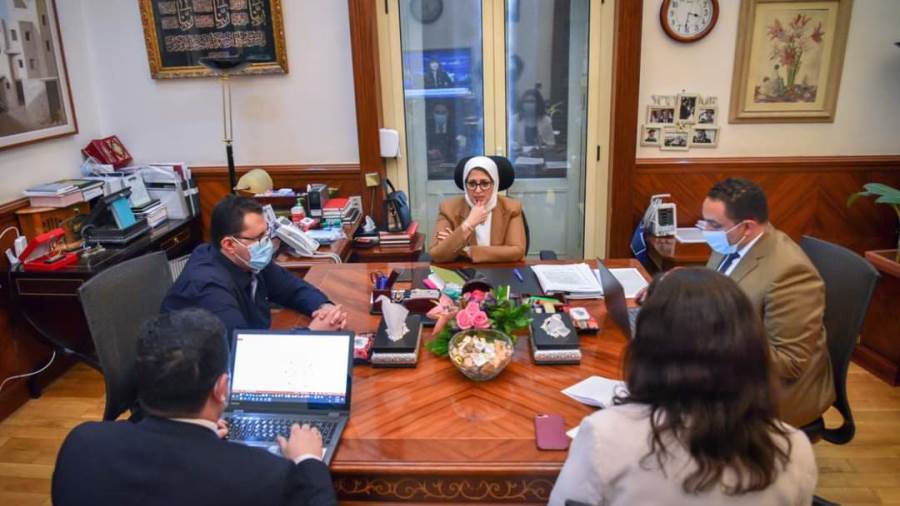 وزيرة الصحة تتابع المنظومة المميكنة لنسب إشغال الأسرة والرعا وزيرة الصحة تتابع المنظومة المميكنة لنسب إشغال الأسرة والرعا